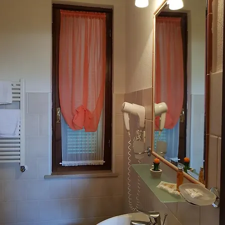 Bed & Breakfast Momo Sassofortino