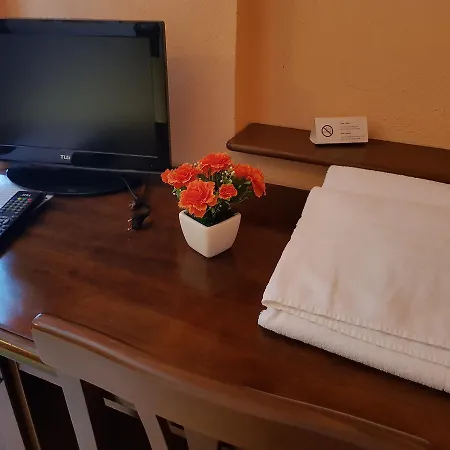 Bed & Breakfast Momo Sassofortino